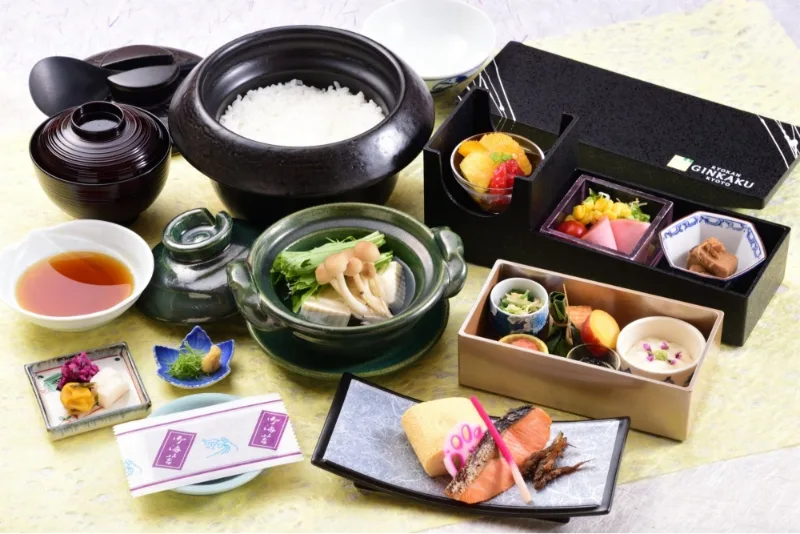 ご朝食